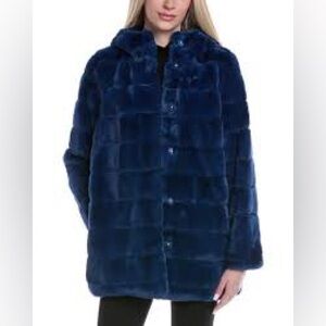 NWT Kenneth Cole Snap Front Closure Grooved Faux Fur Hooded Coat size Small